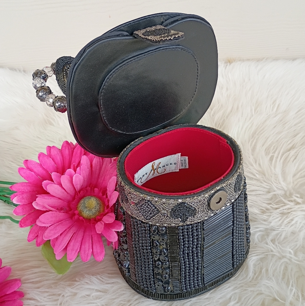 Rare Mary Frances Hocus Pocus Black Beaded Magician's Rabbit In A Hat Bucket Bag - Picture 14 of 16